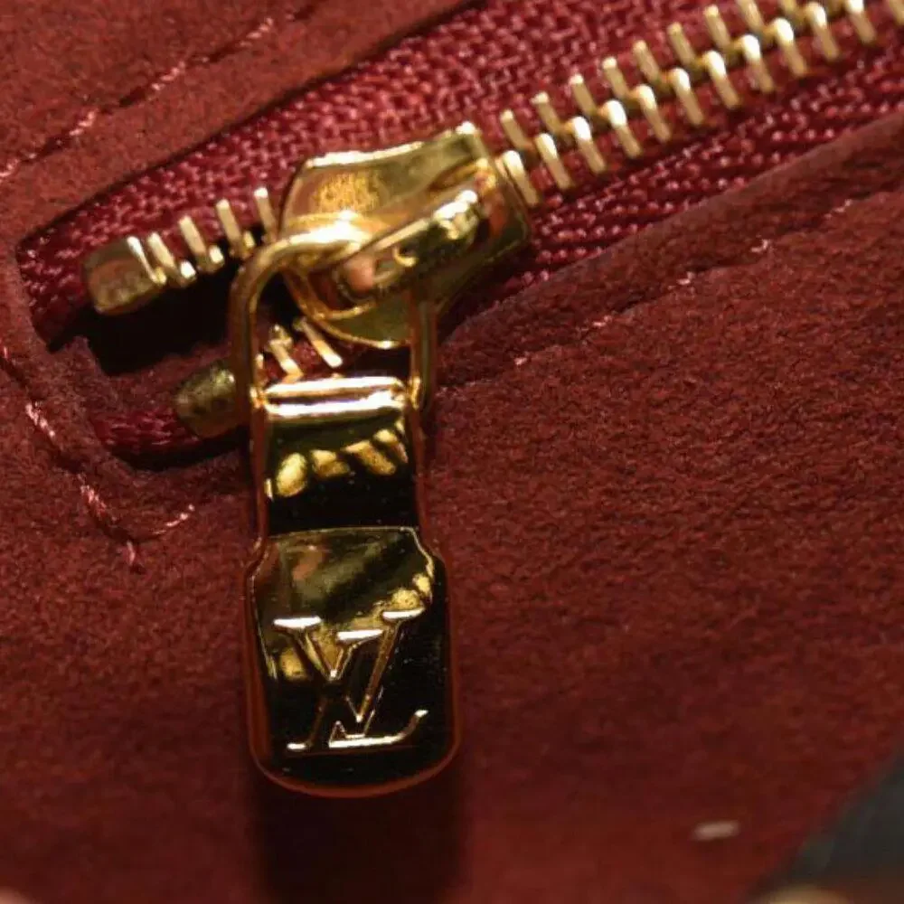 LOUIS VUITTON Empreinte Monogram Giant Speedy Bandouliere